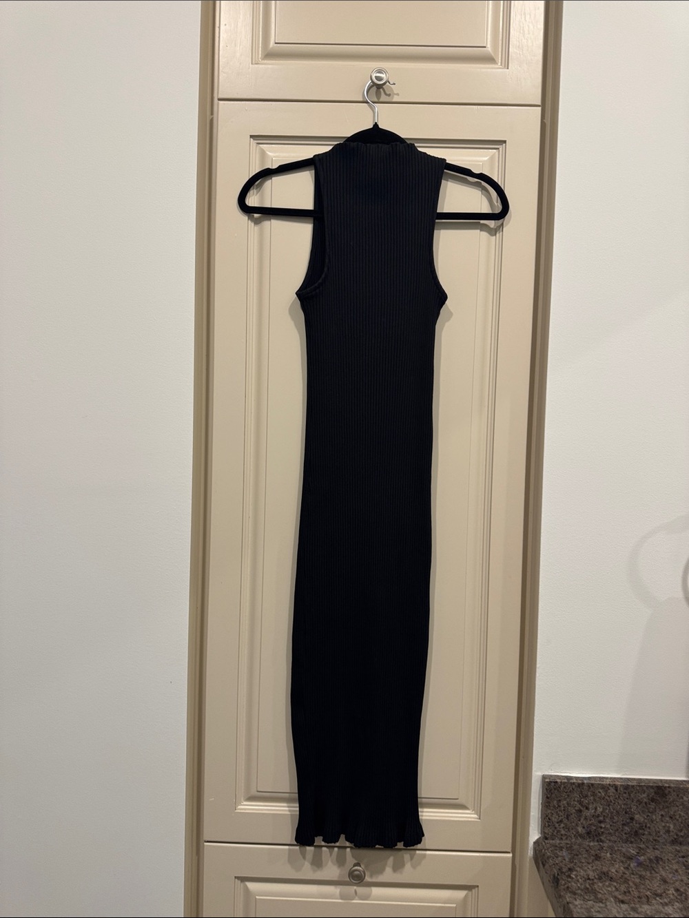 Zara Black Sleeveless Ribbed Maxi Dress